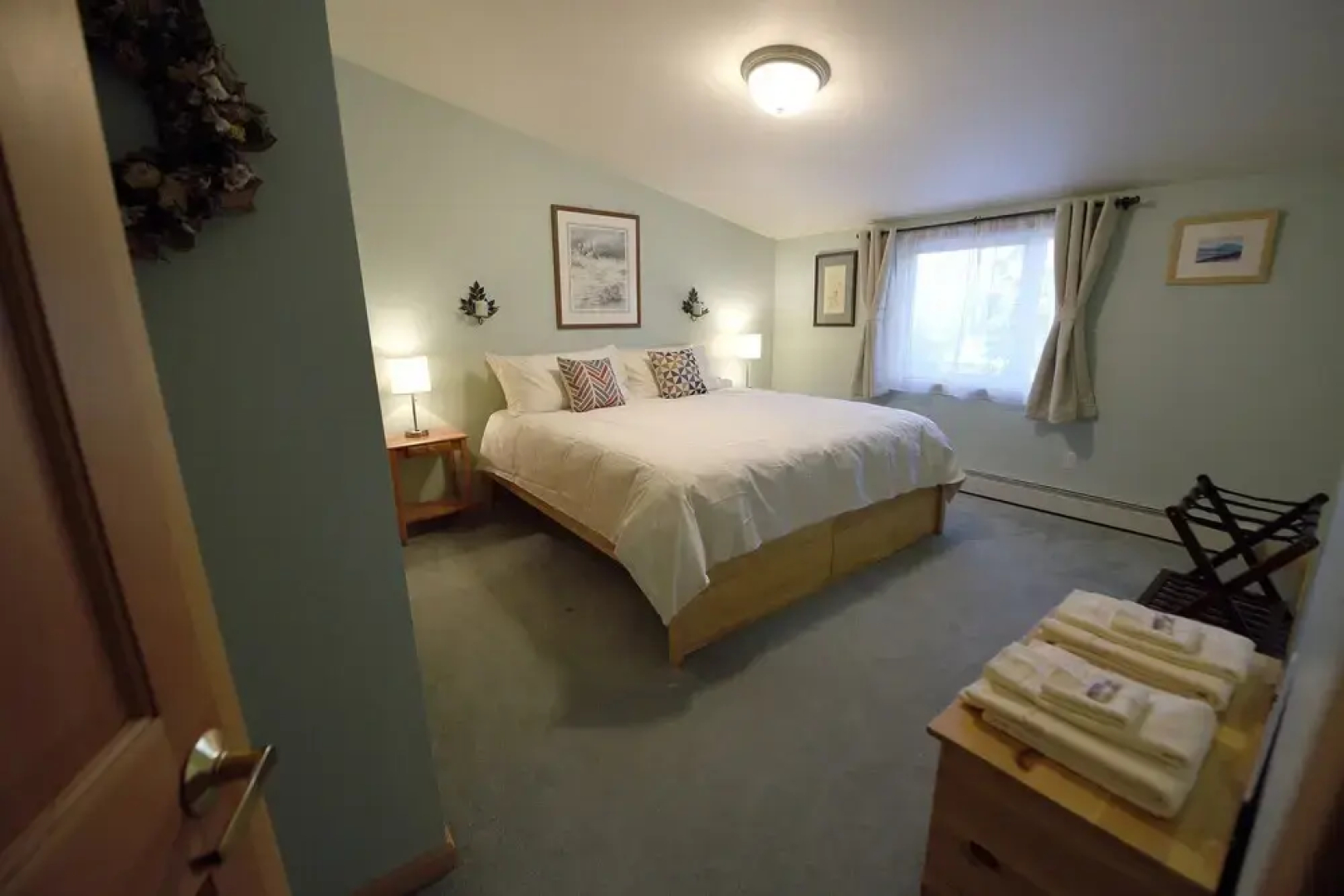 Tonglen Lake Lodge