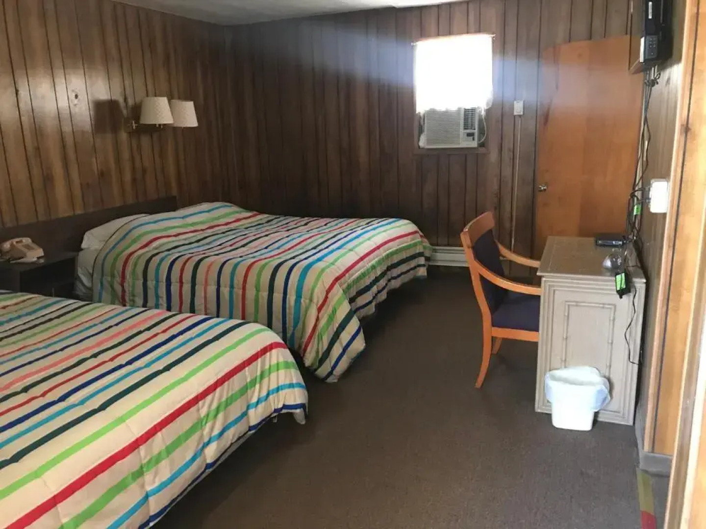 White Pine Motel