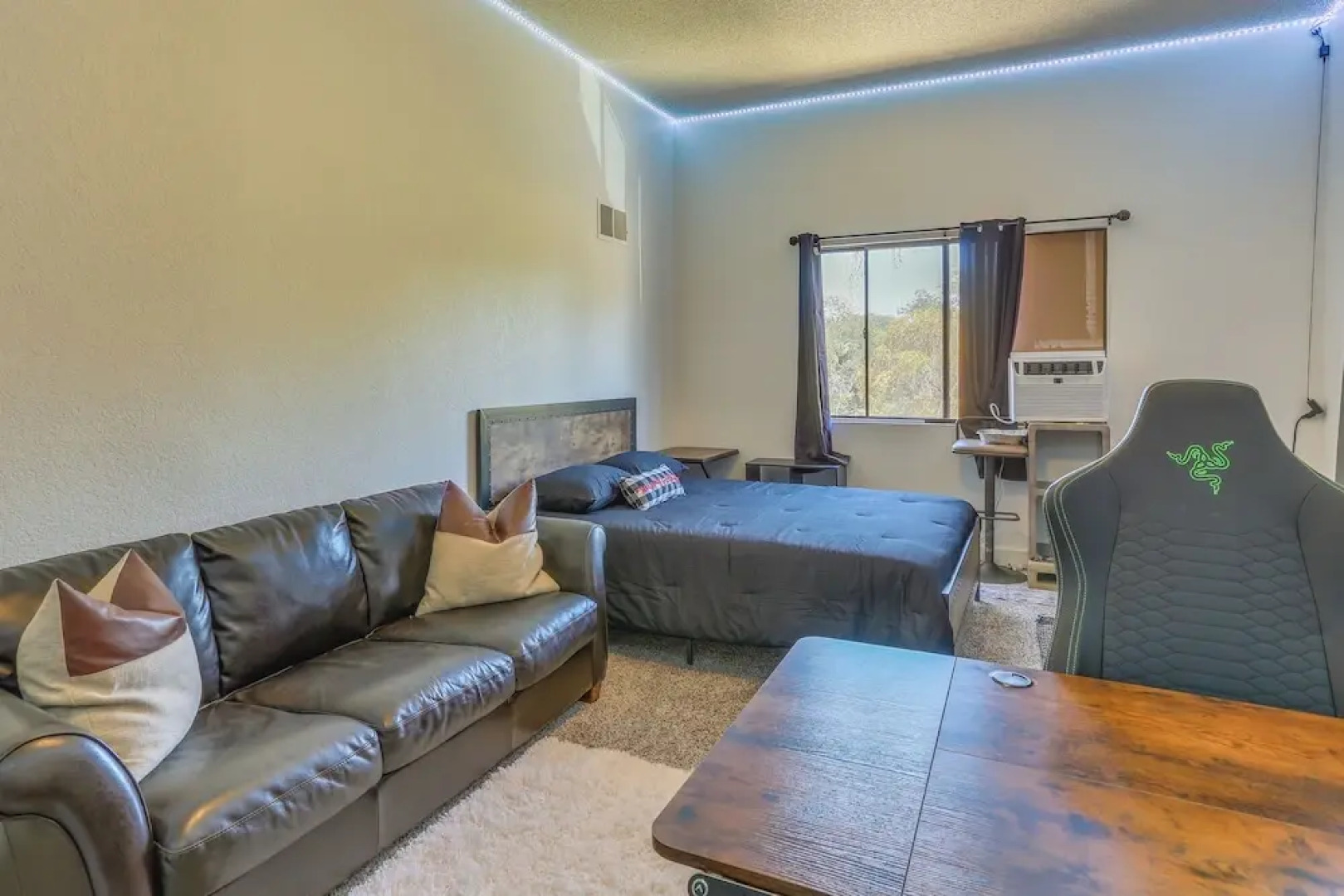 Pet-friendly Coarsegold Vacation Rental w/ Deck!