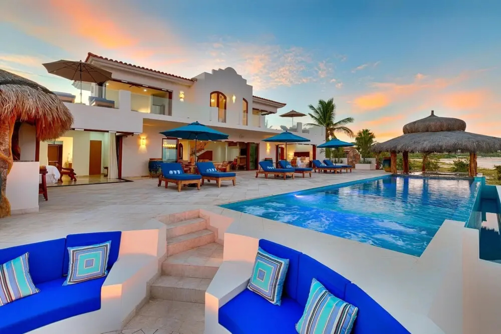 Oceanfront Getaway Near Cabo Pulmo: Villa Bahia de los Frailes