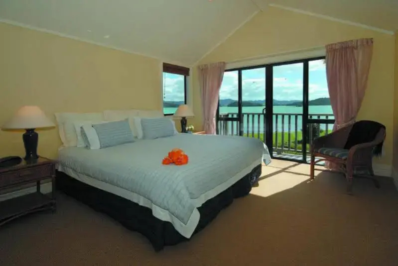 Pawhaoa Bay Lodge