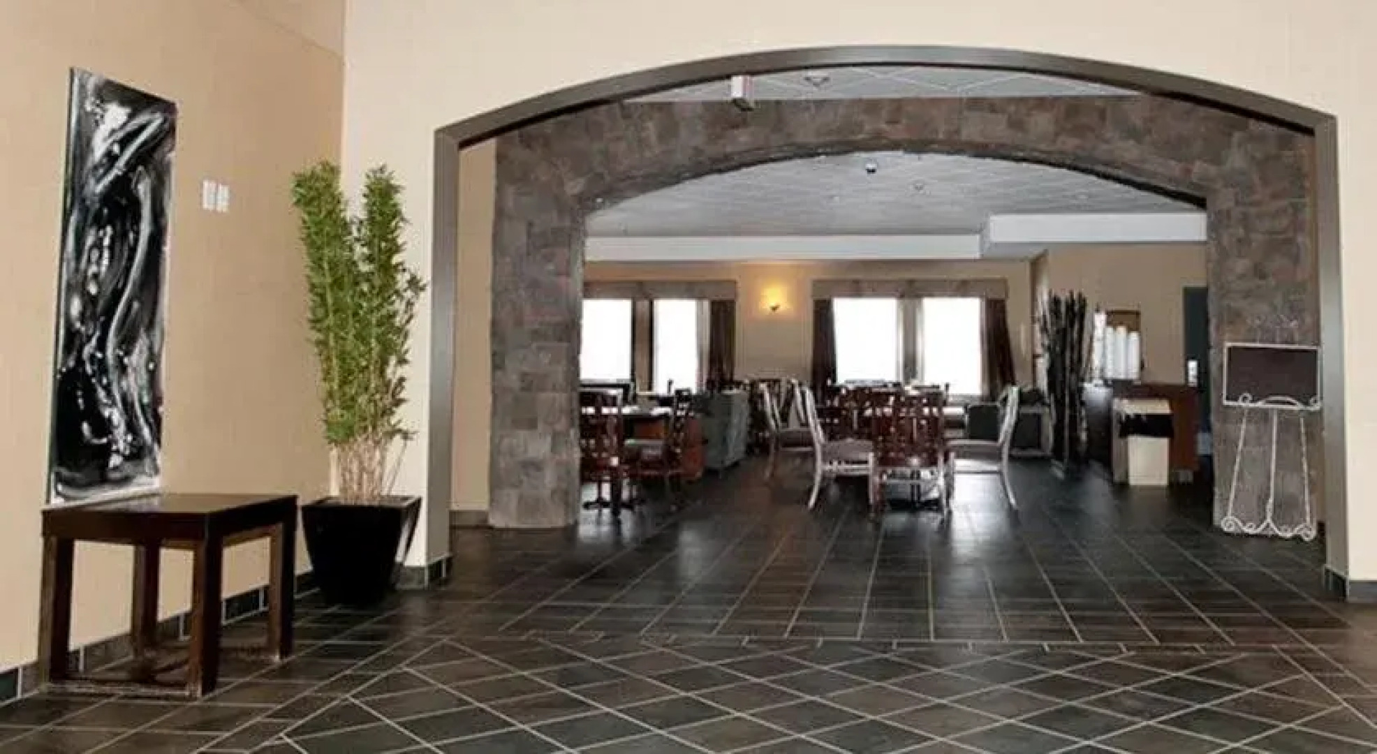 Paradise Inn & Suites Valleyview