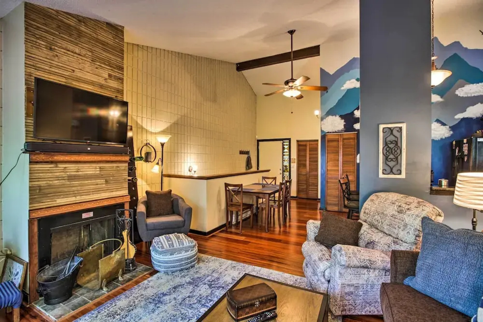 Cozy Wintergreen Resort Condo: Walk to Ski Lifts!