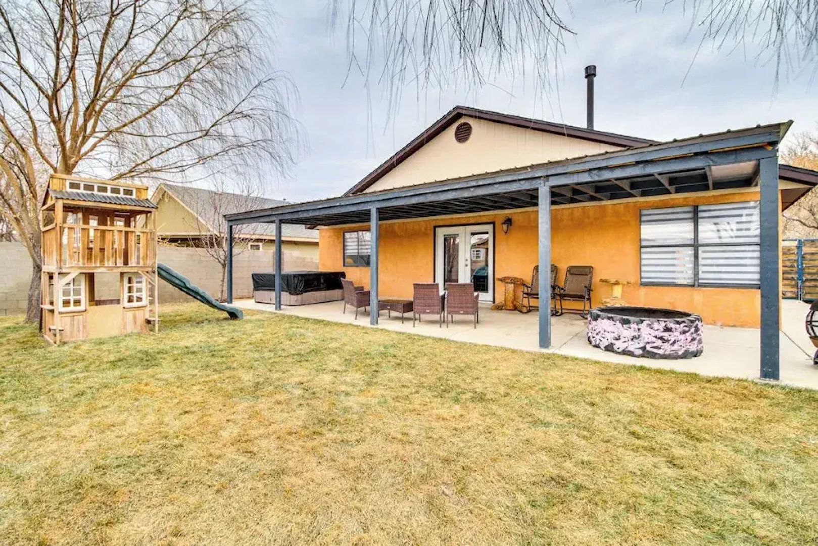 2 Mi to Petroglyph Natl Monument: Updated Home