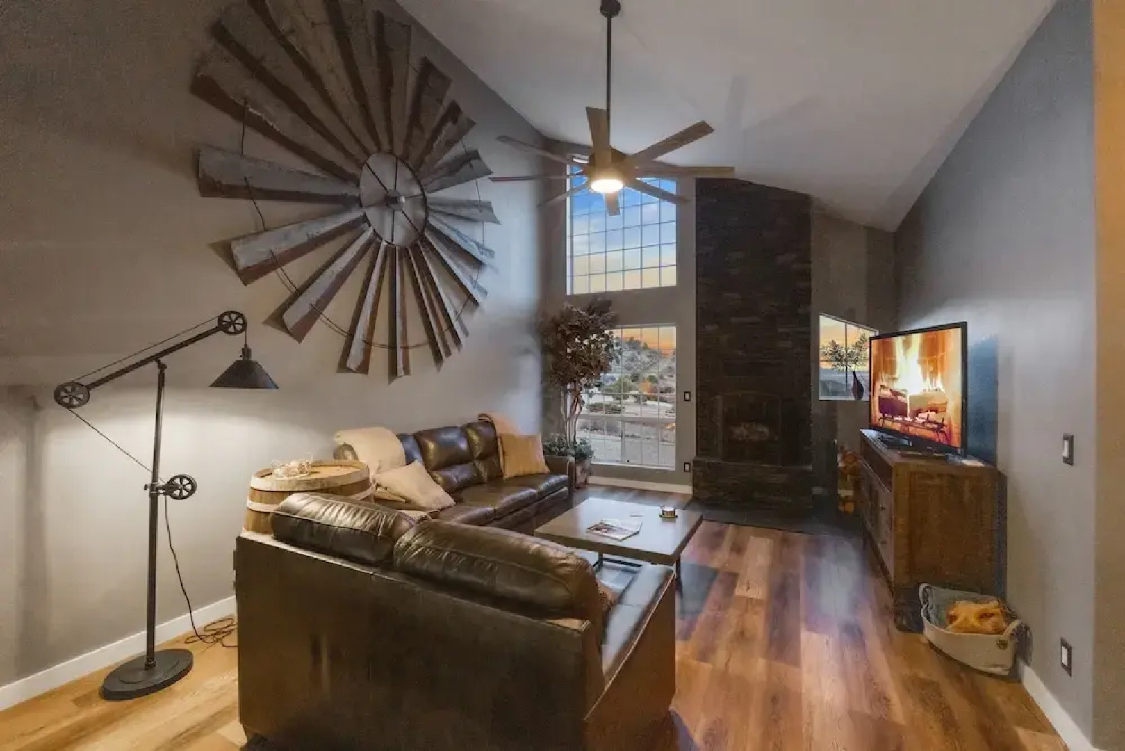 New Luxury Prescott Lynx B B 4k ft2 Sleeps 22