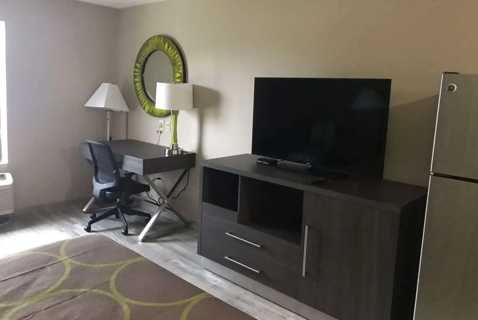 Super 8 by Wyndham Pascagoula