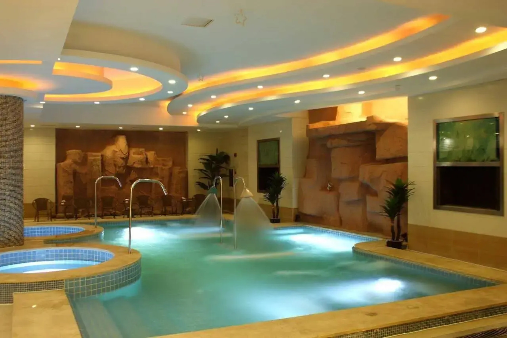 Fangzhong Sunshine Hotel - Dongguan