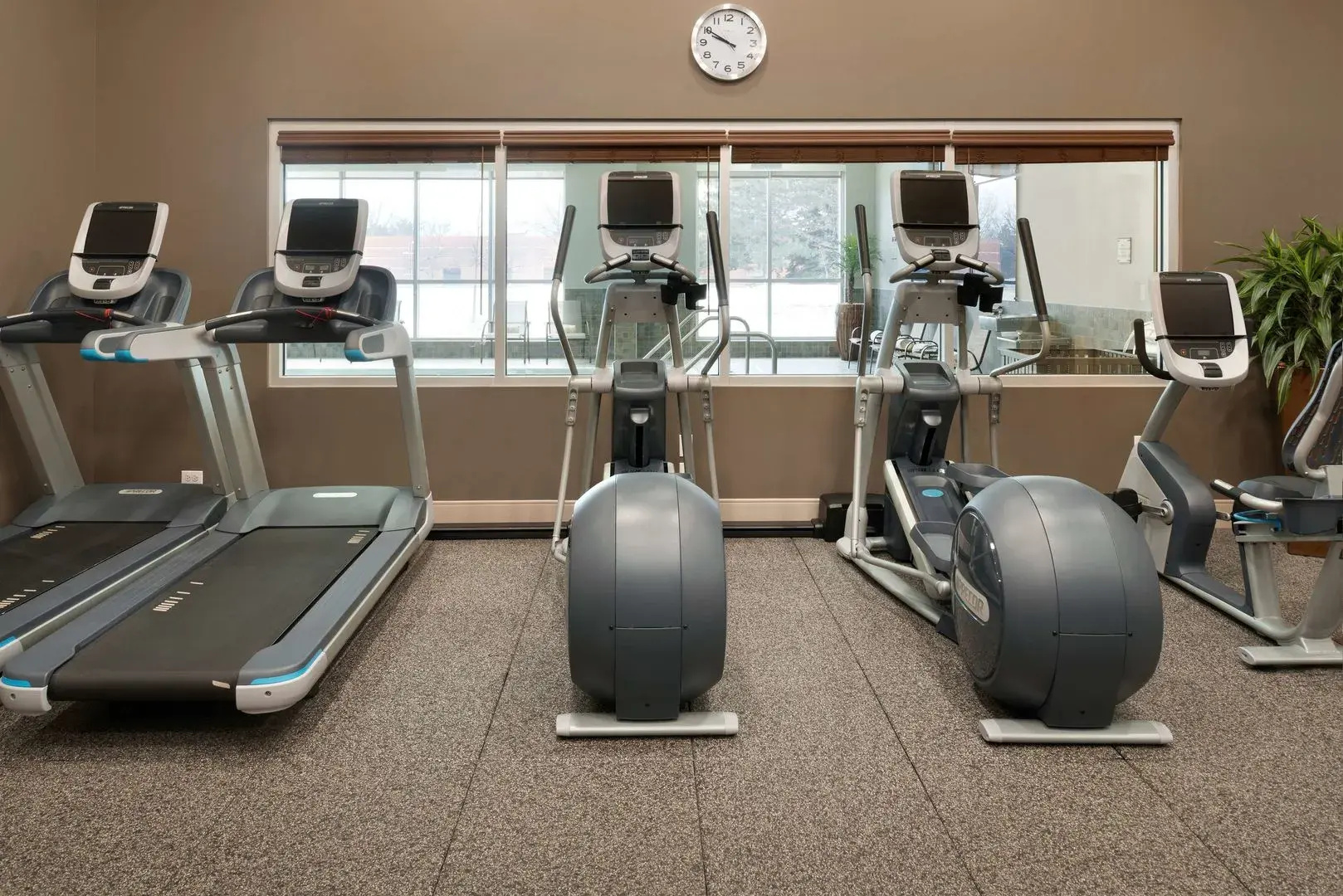 Embassy Suites by Hilton Chicago Naperville
