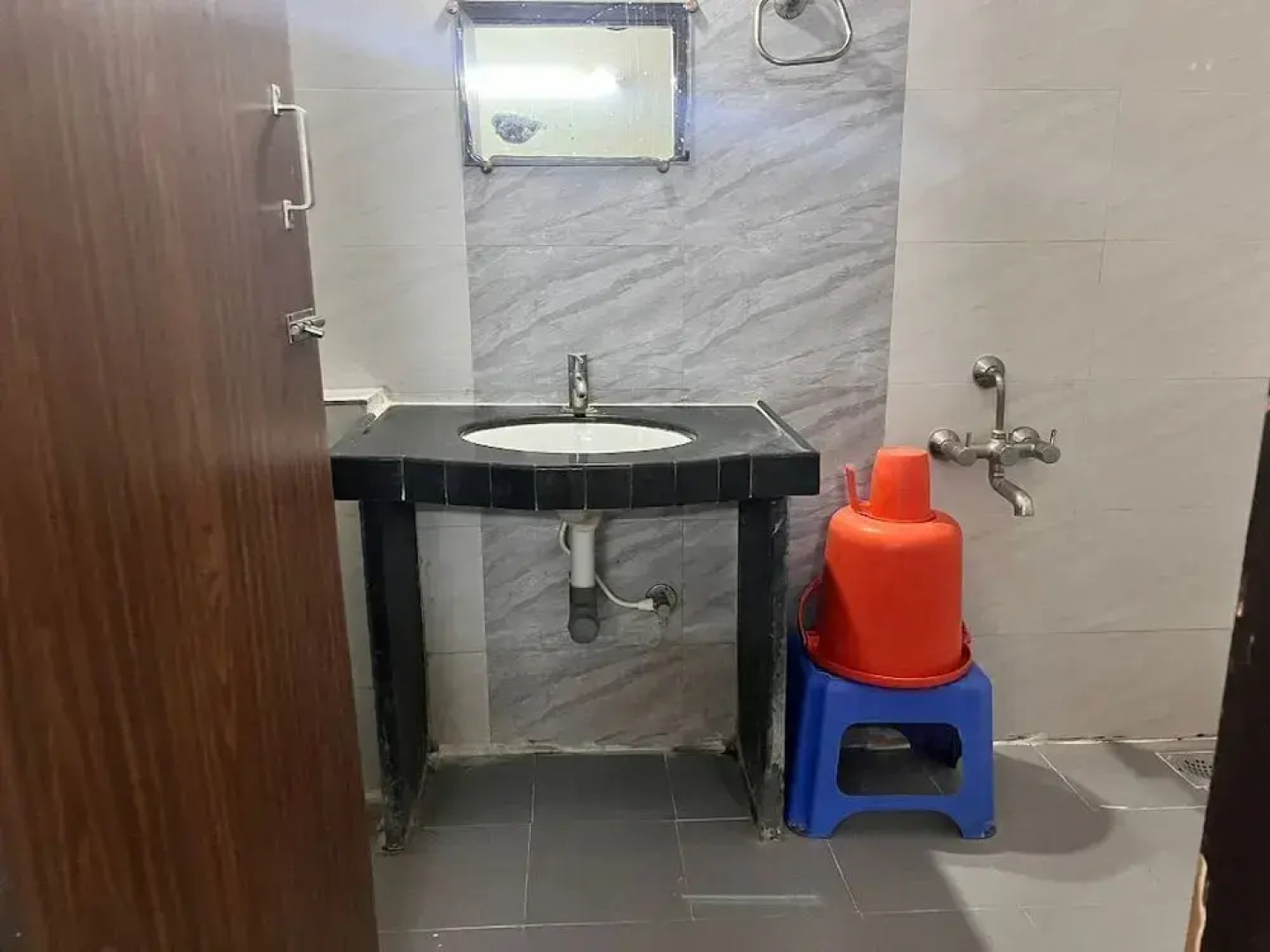 iROOMZ The Grand Lodge