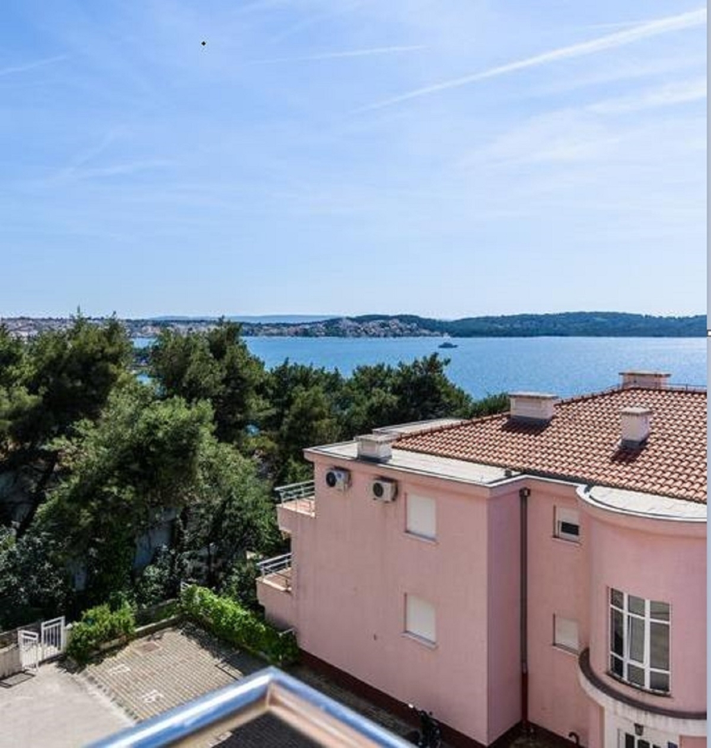 Apartment Maša - modern sea view apartment: A1 Trogir, Riviera Trogir