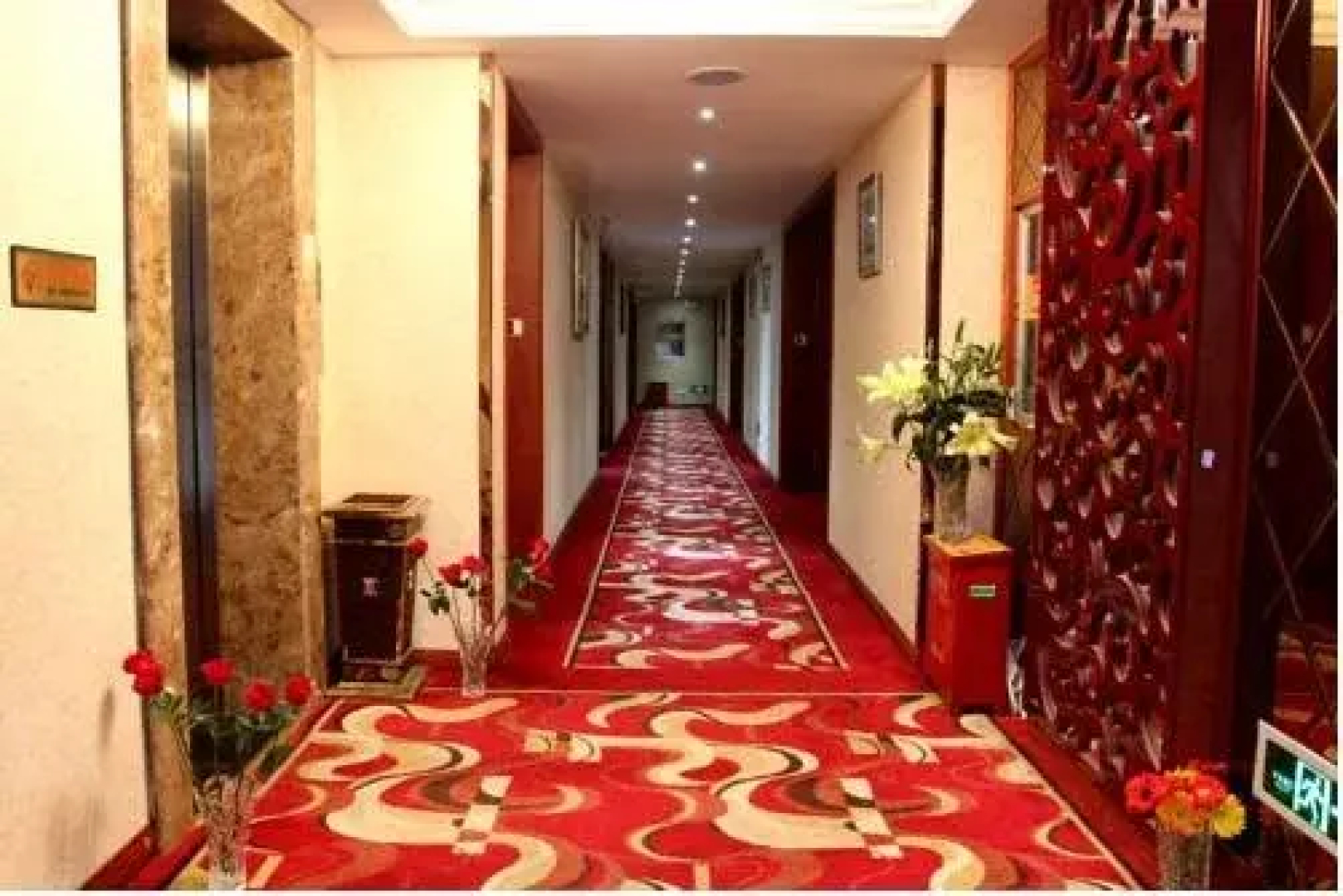 Yiwu Guoheng Hotel