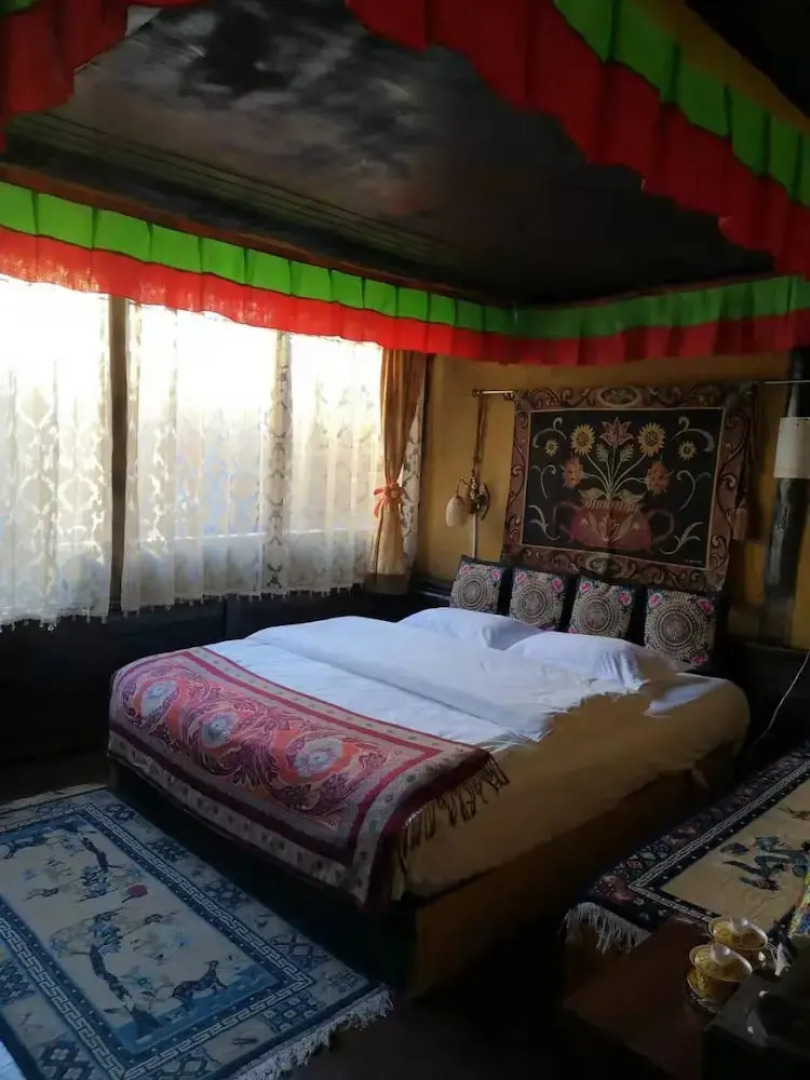 Shangri-La Timeless Inn