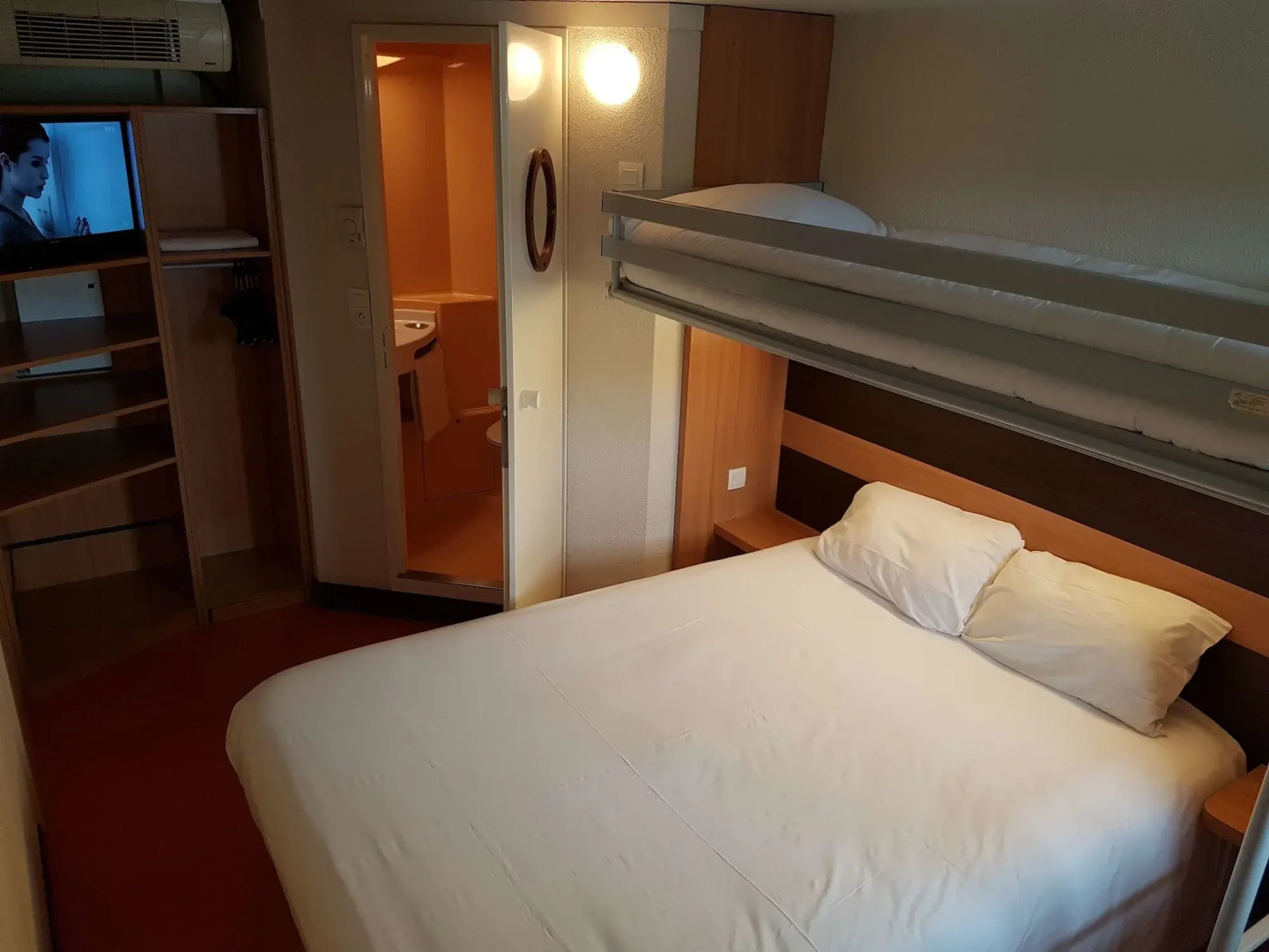 Première Classe Amiens Est - Glisy