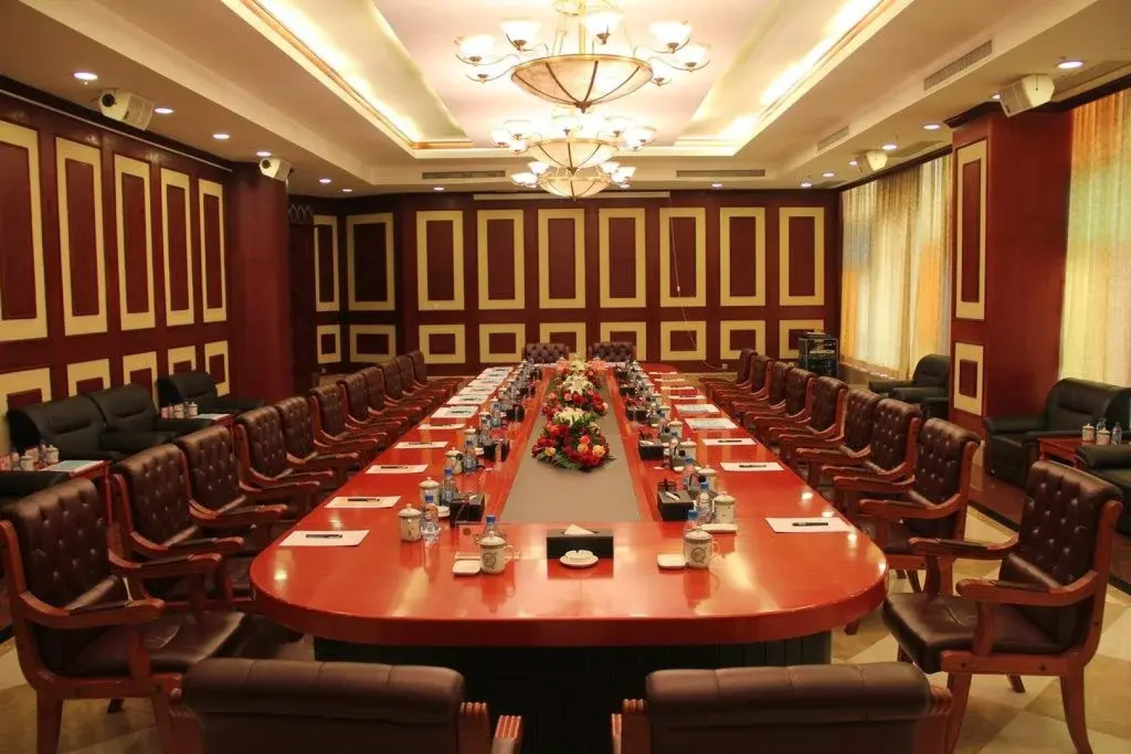 Qinghua Business Hotel
