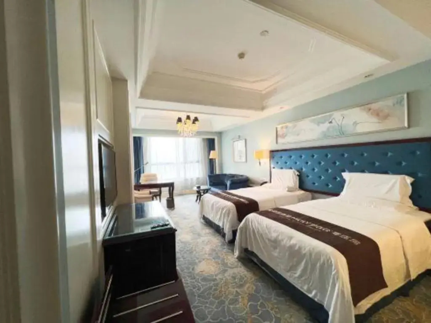 Yuncheng Jianguo Hotel