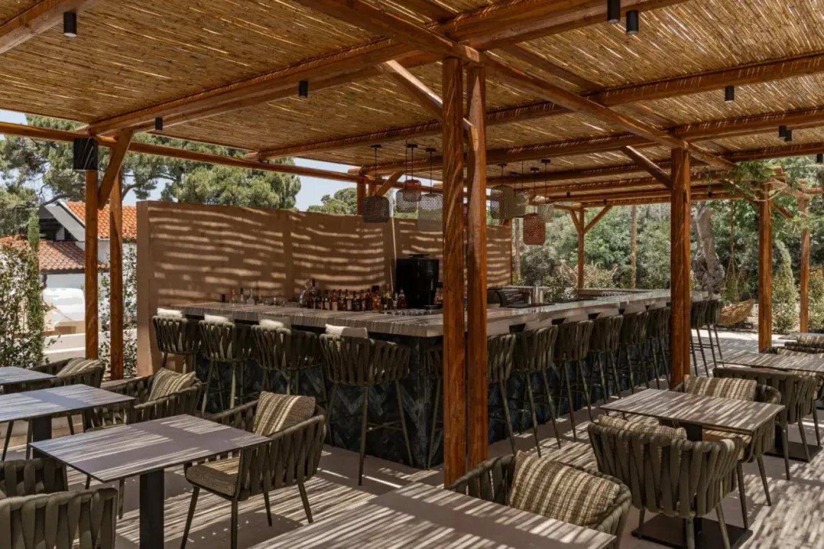 Eleonas Hotel Aparts