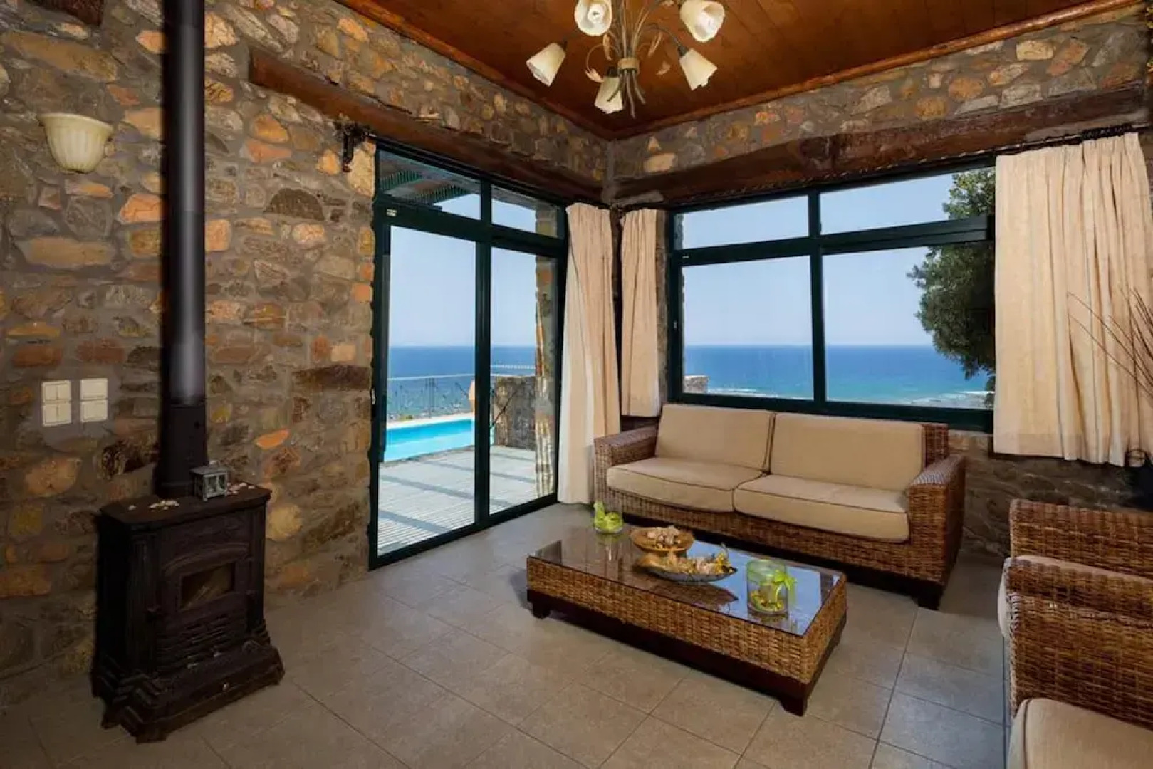 Luxury Villa Elafonisi Overlooking the sea 300 Meters Away With a Private Pool