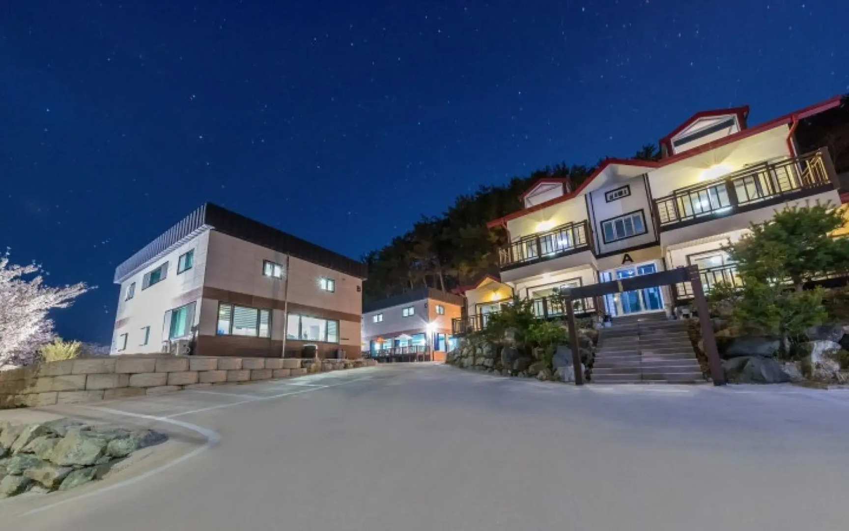 Uljin Blue Ara Pension