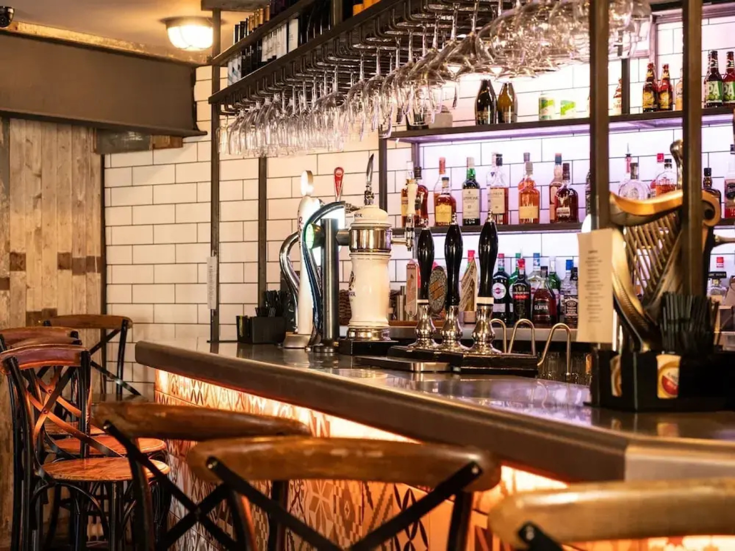 The Lion Pub & Grill