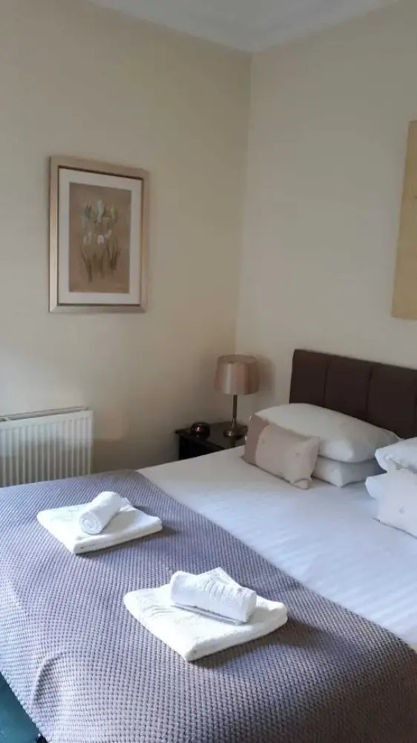 Rowanlea Guest House