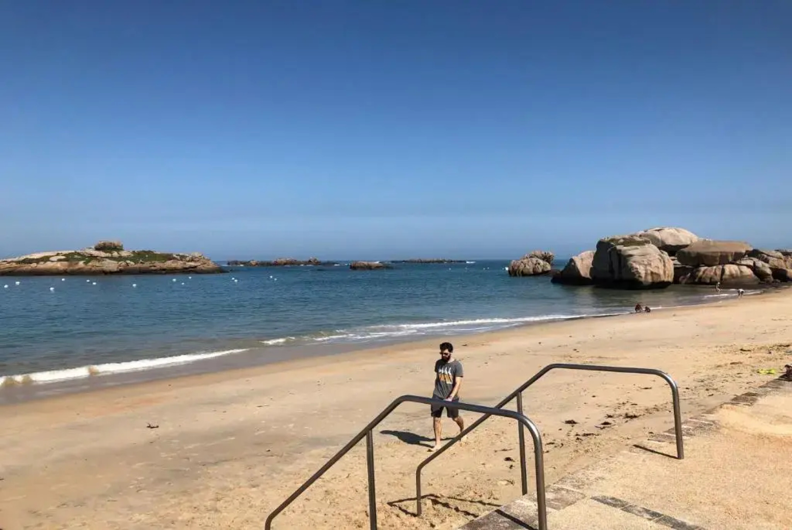Belle maison avec jardin clos proche plage à l'ILE GRANDE - Réf 291