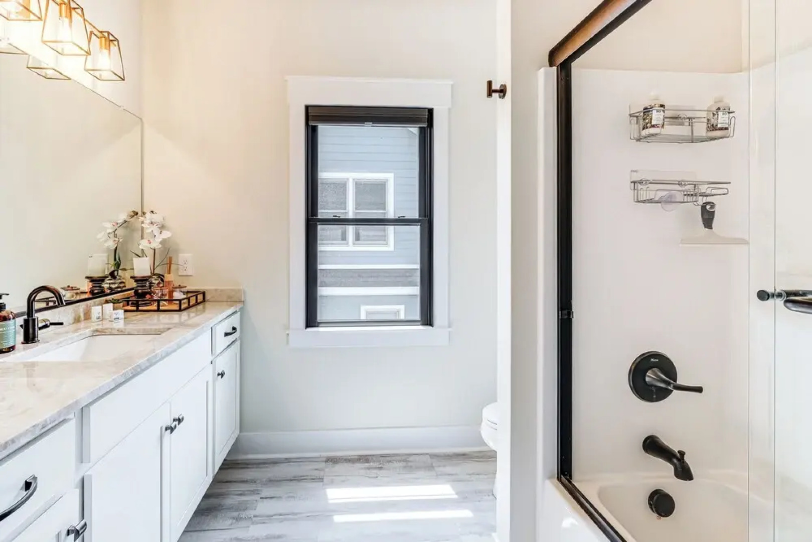 Private Sauna & Dock: Lakefront Retreat in Moneta!