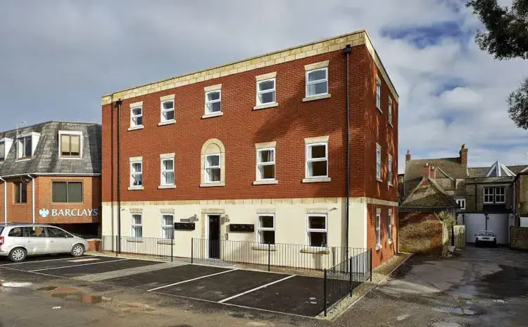 Swan Place Apartments by Esa