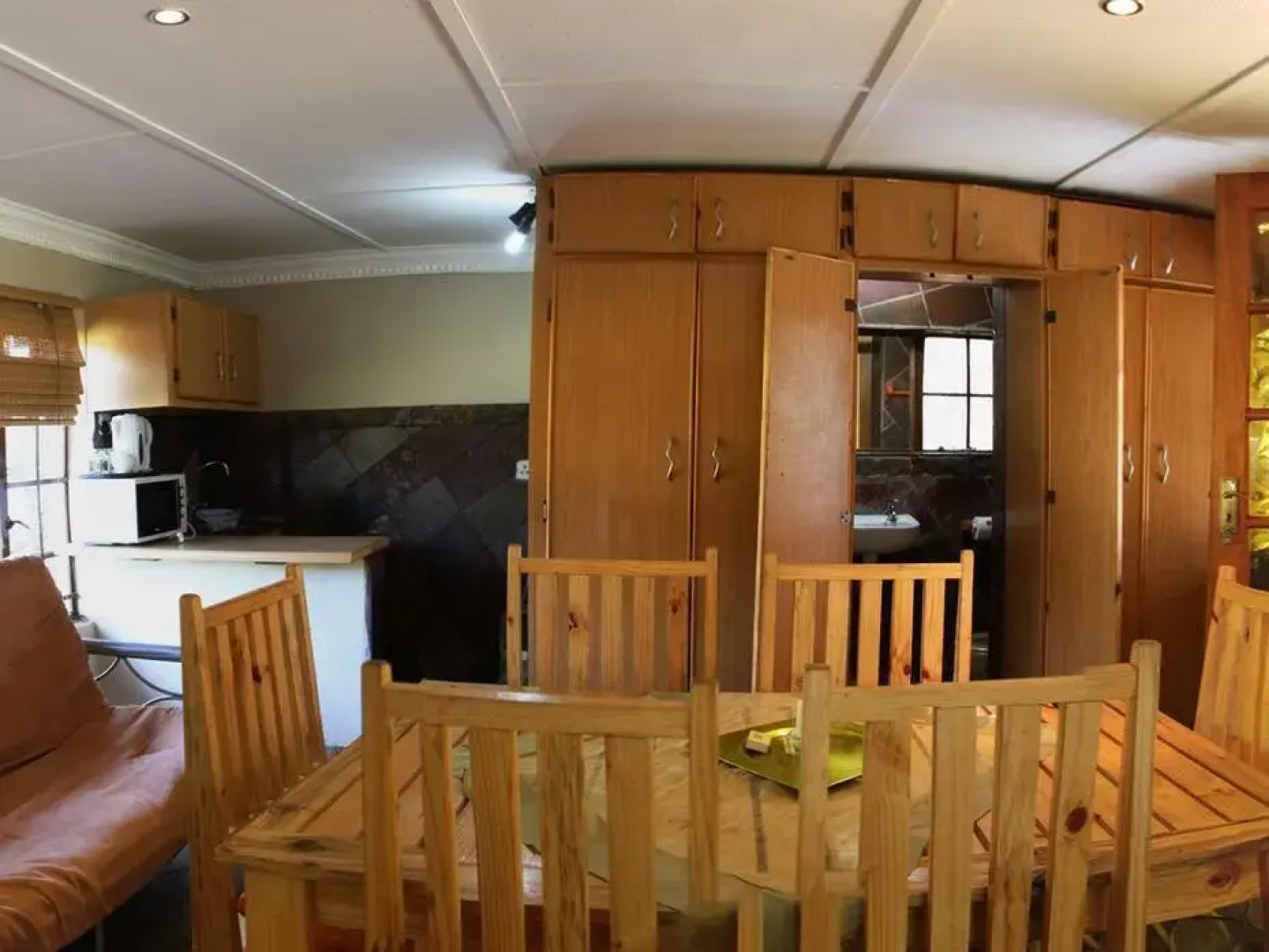 Emahlathini Guest & Monkey Farm