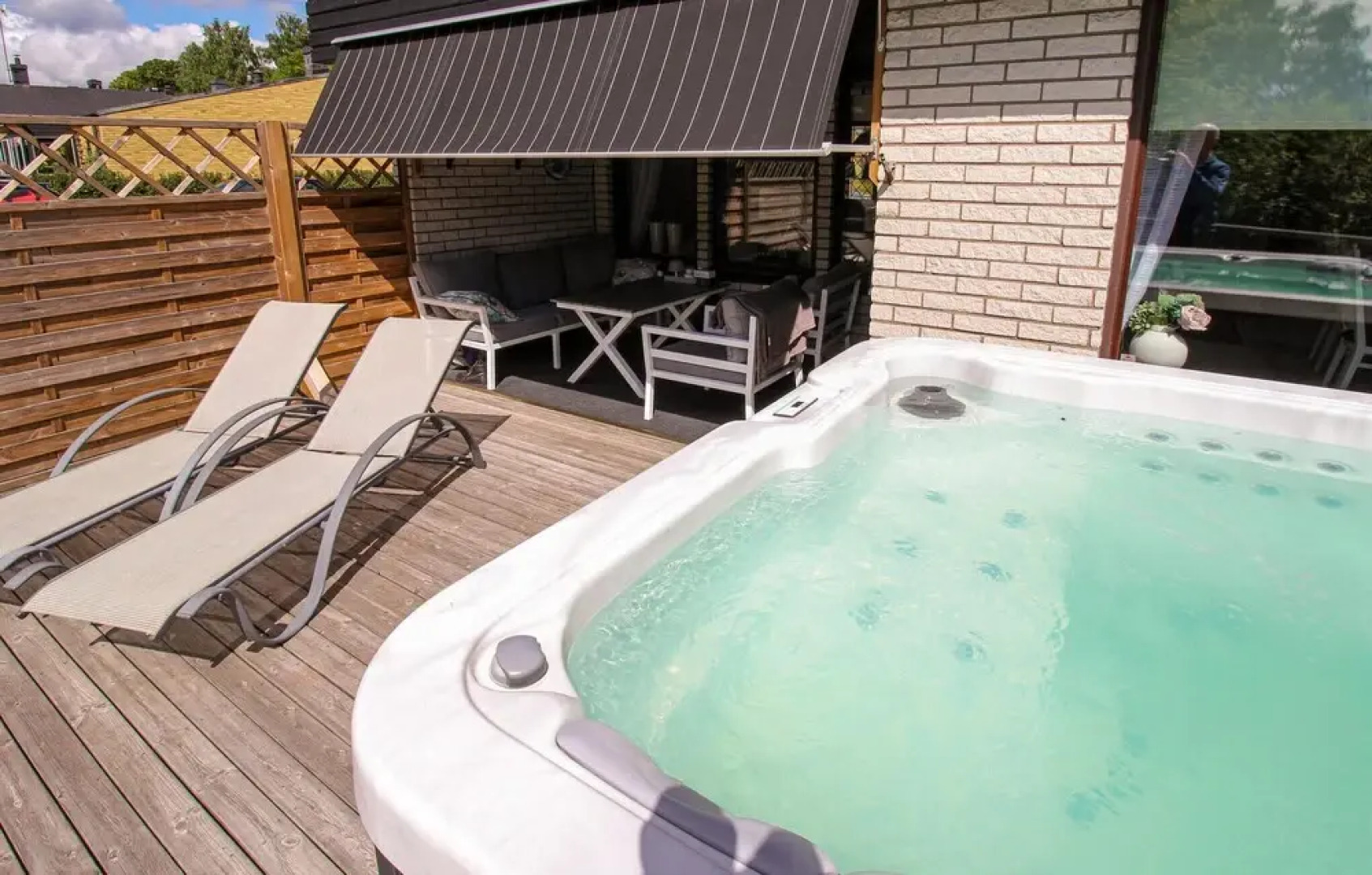 Nice Home in Lammhult With Jacuzzi, Wifi and 4 Bedrooms