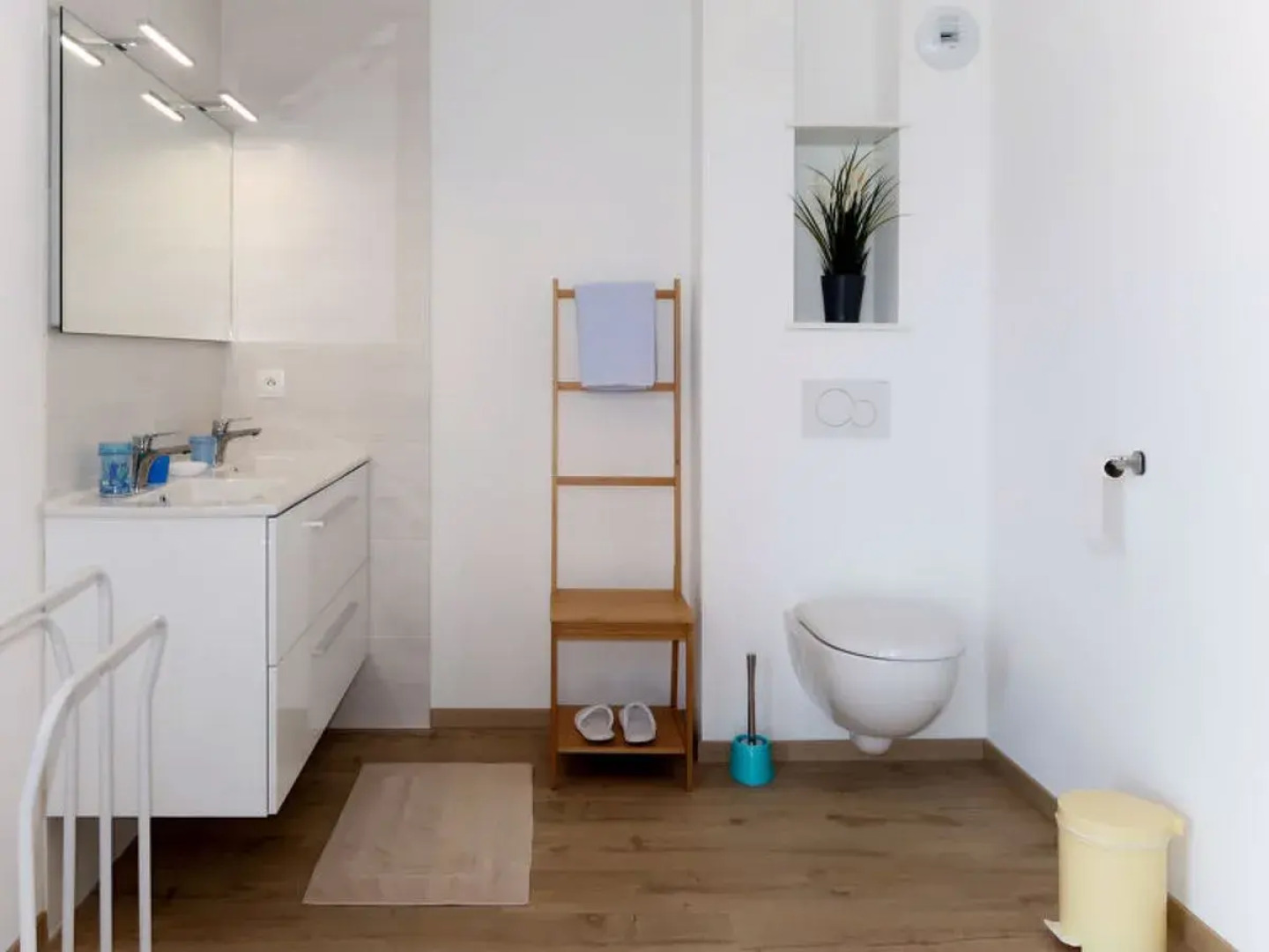 De la Digue (PLC255)