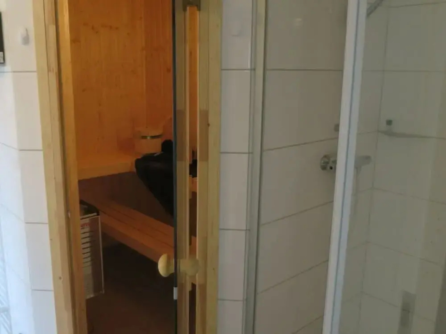 Cosy Apartment by the Lake