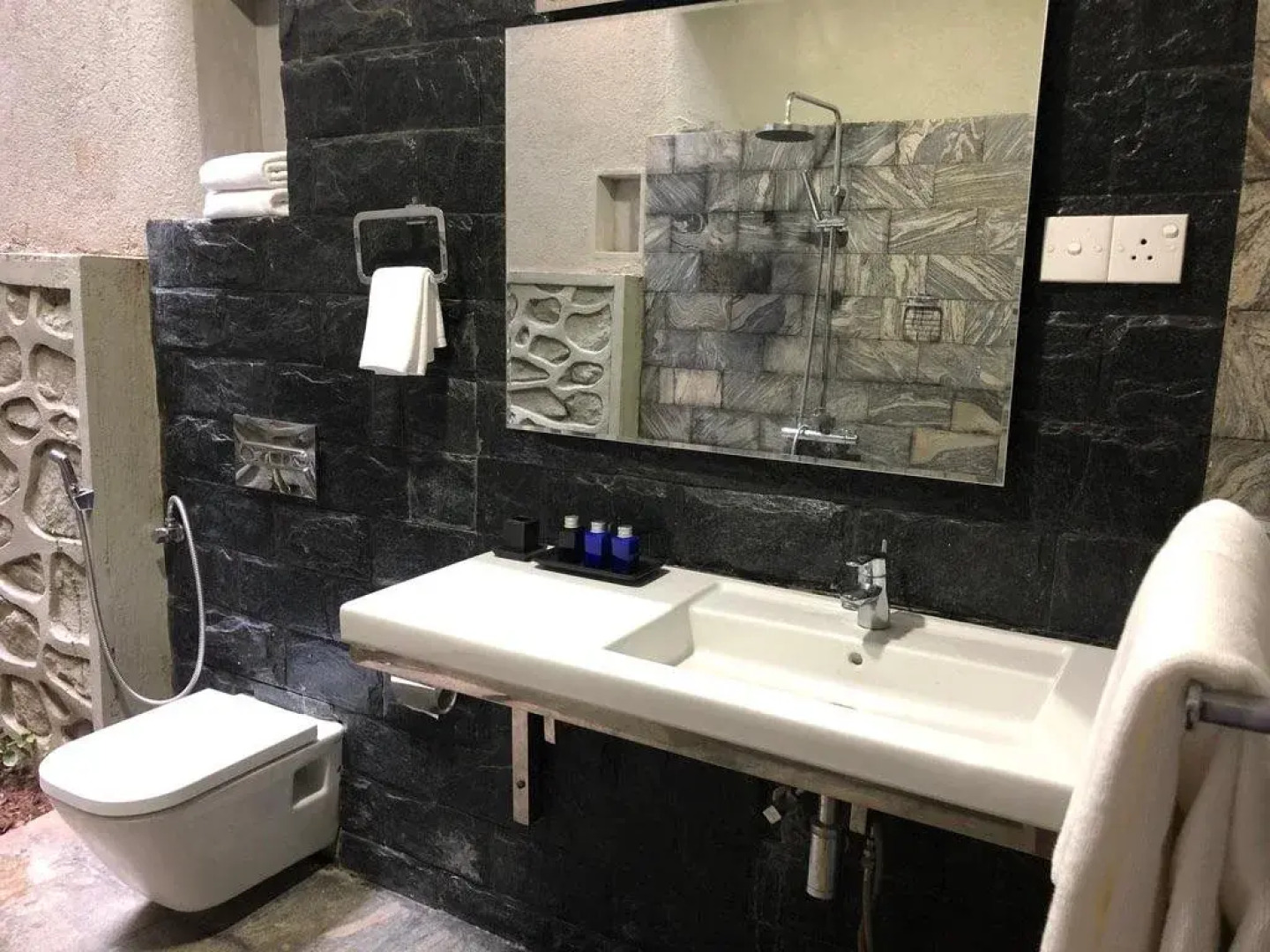 Arangala Forest Lodge