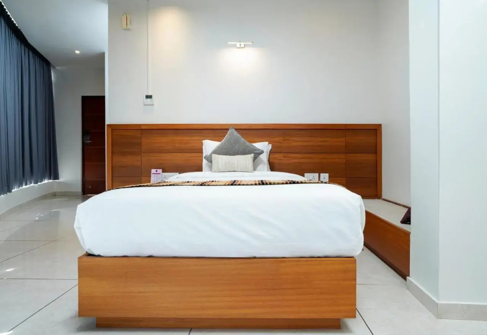 Nexstay River Mouth International