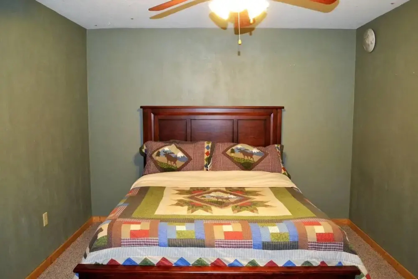 Comfortable Mountain Home near Everything yet Private