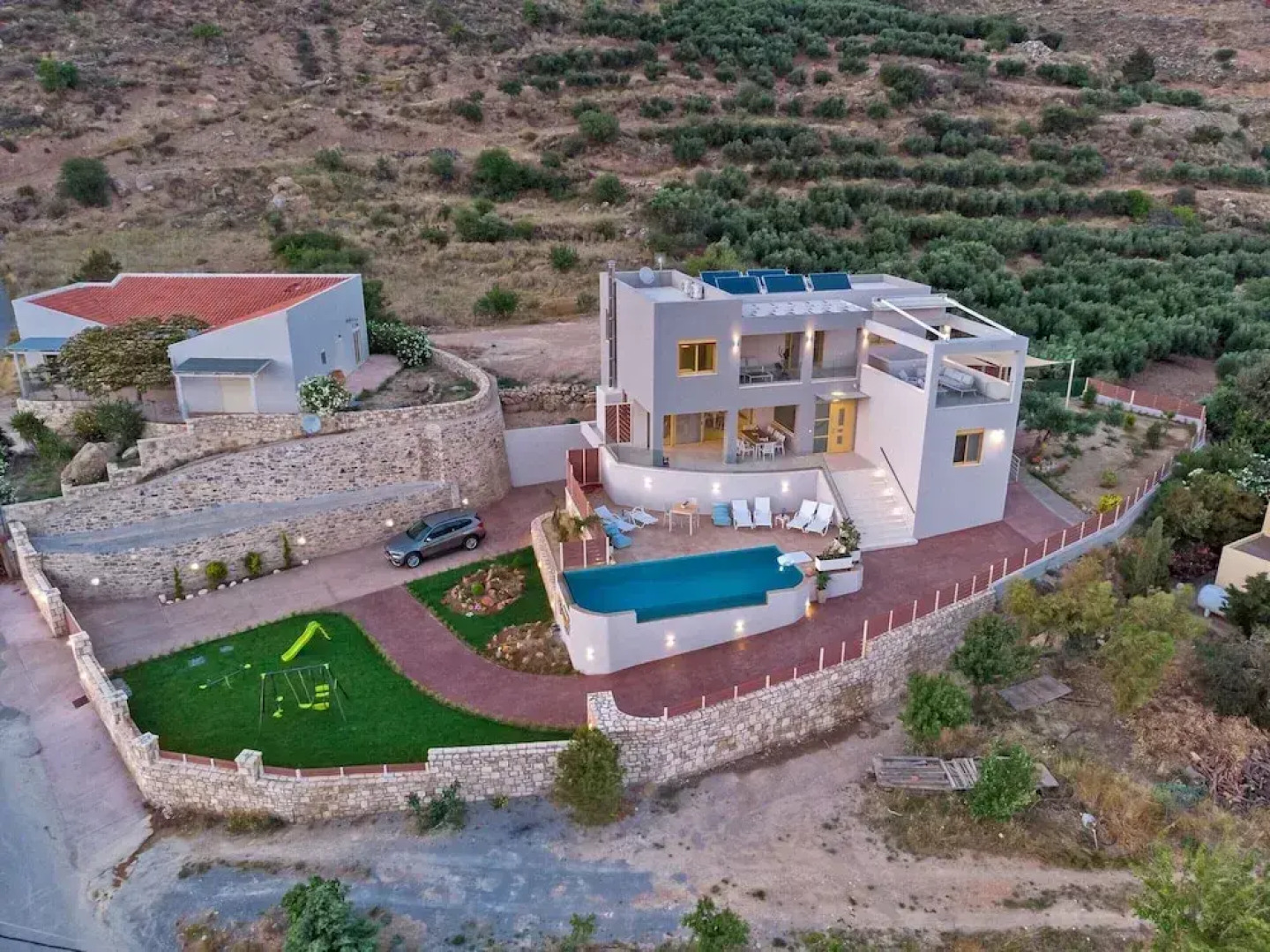 Modern Villa With Private Pool in Plakias