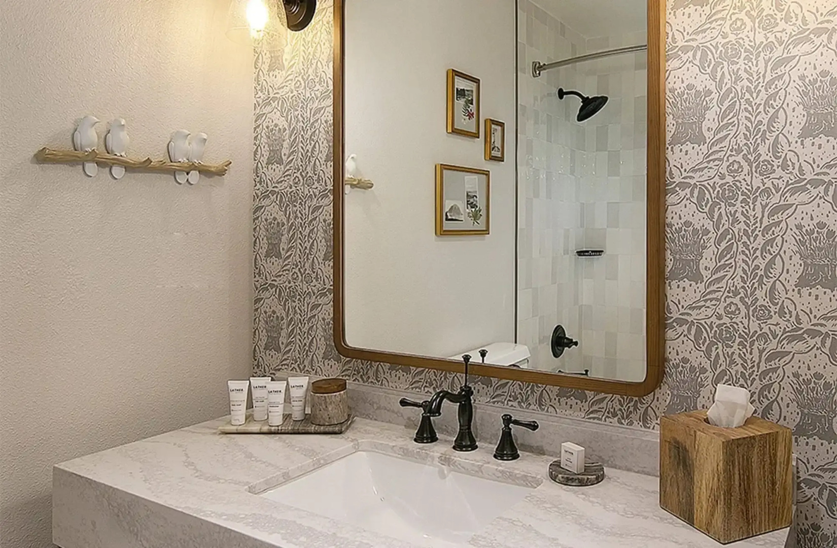 Fireside Inn on Moonstone Beach