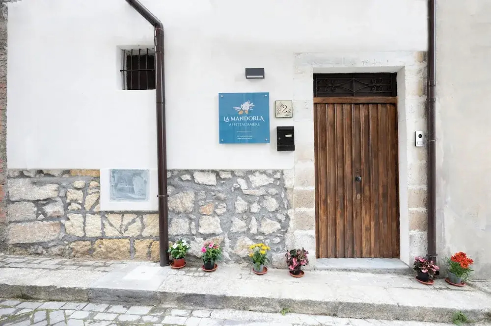 Room-luxury Room La Mandorla