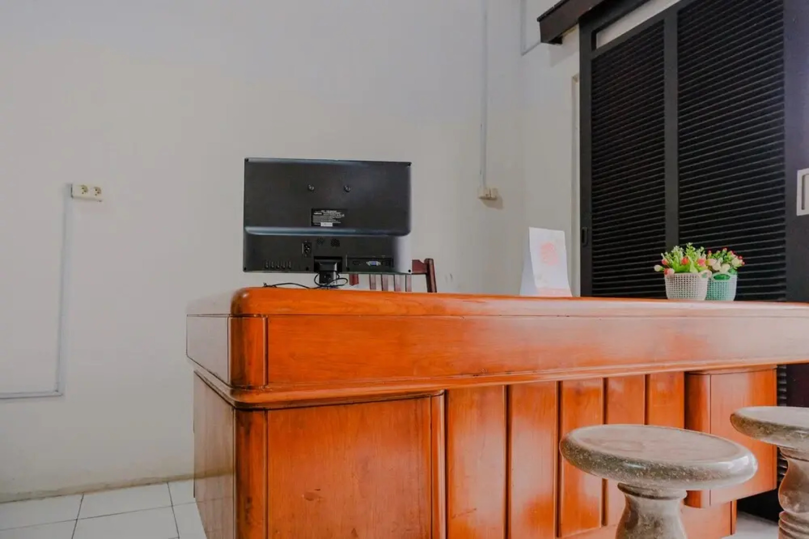 OYO 1976 Omah Kost Family