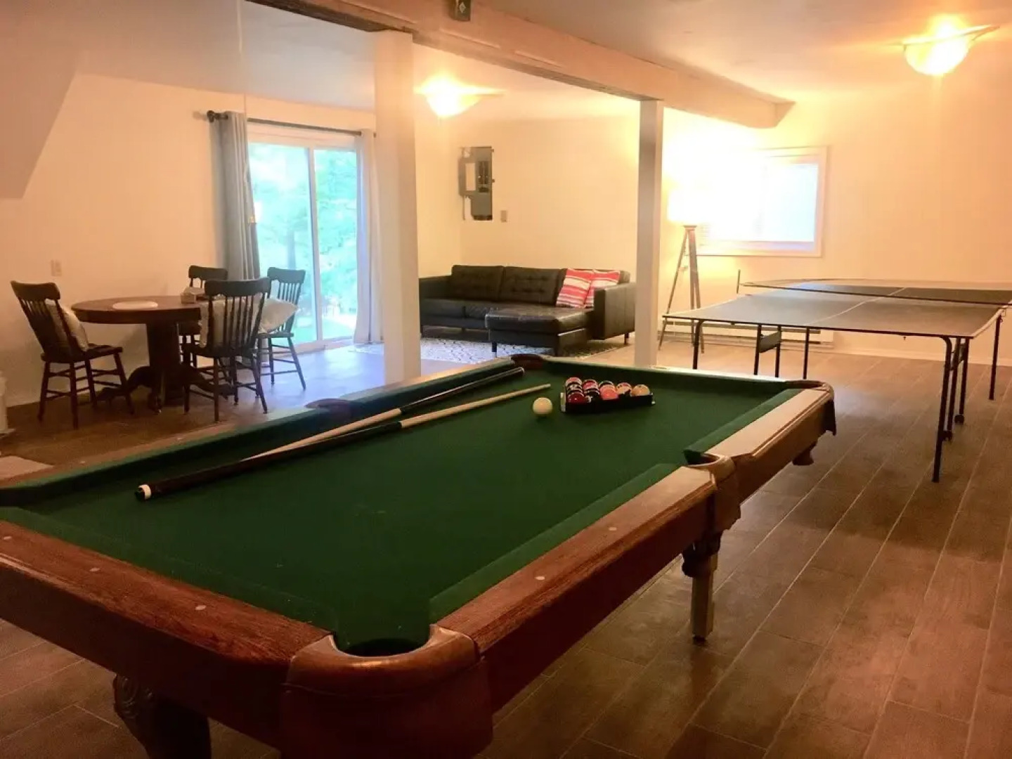 Beautiful Lakeside House Near Camelback