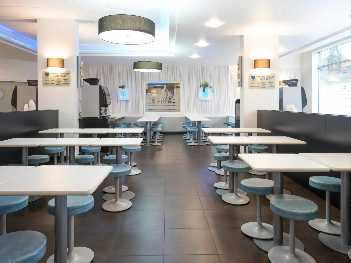 Отель ibis budget Paris Porte de Montmartre