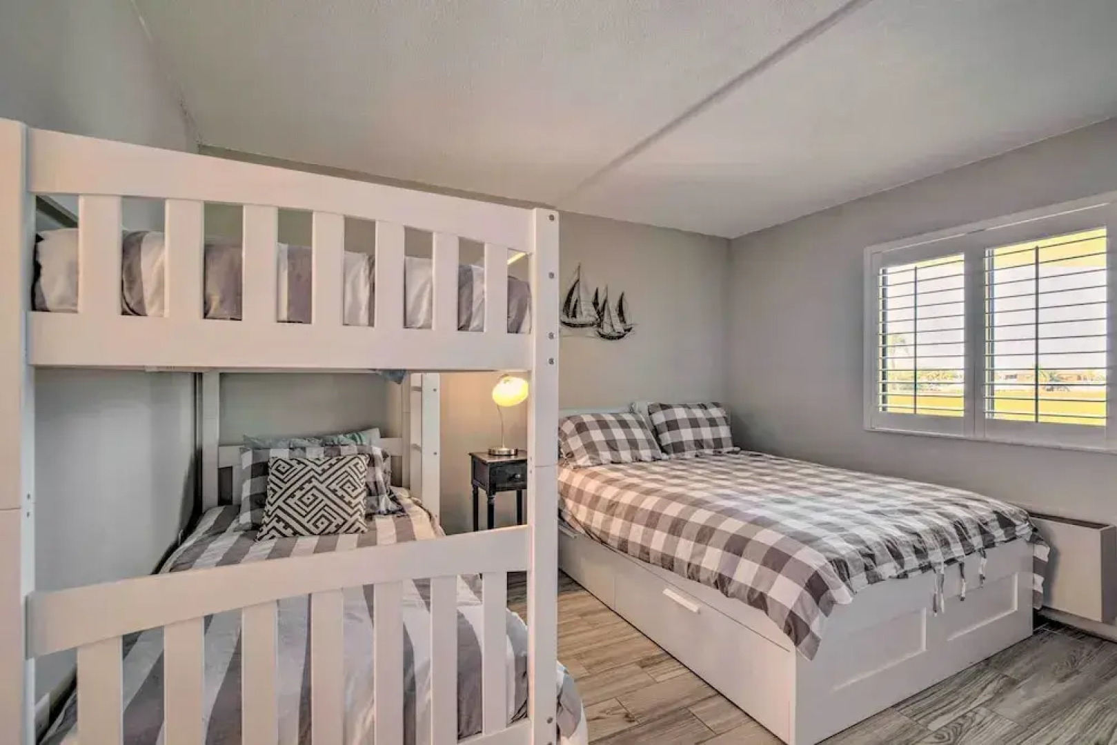 Relaxing Hudson Condo Steps From the Pool!