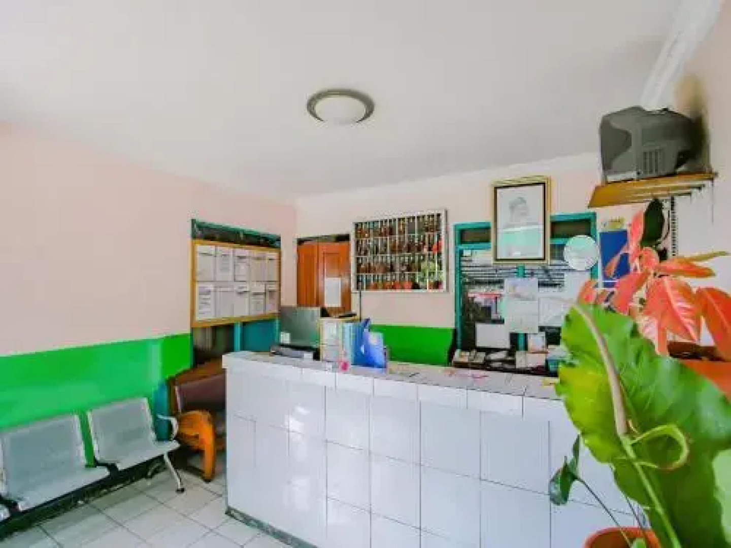 SPOT ON 90100 Hotel Kediri Bandungan