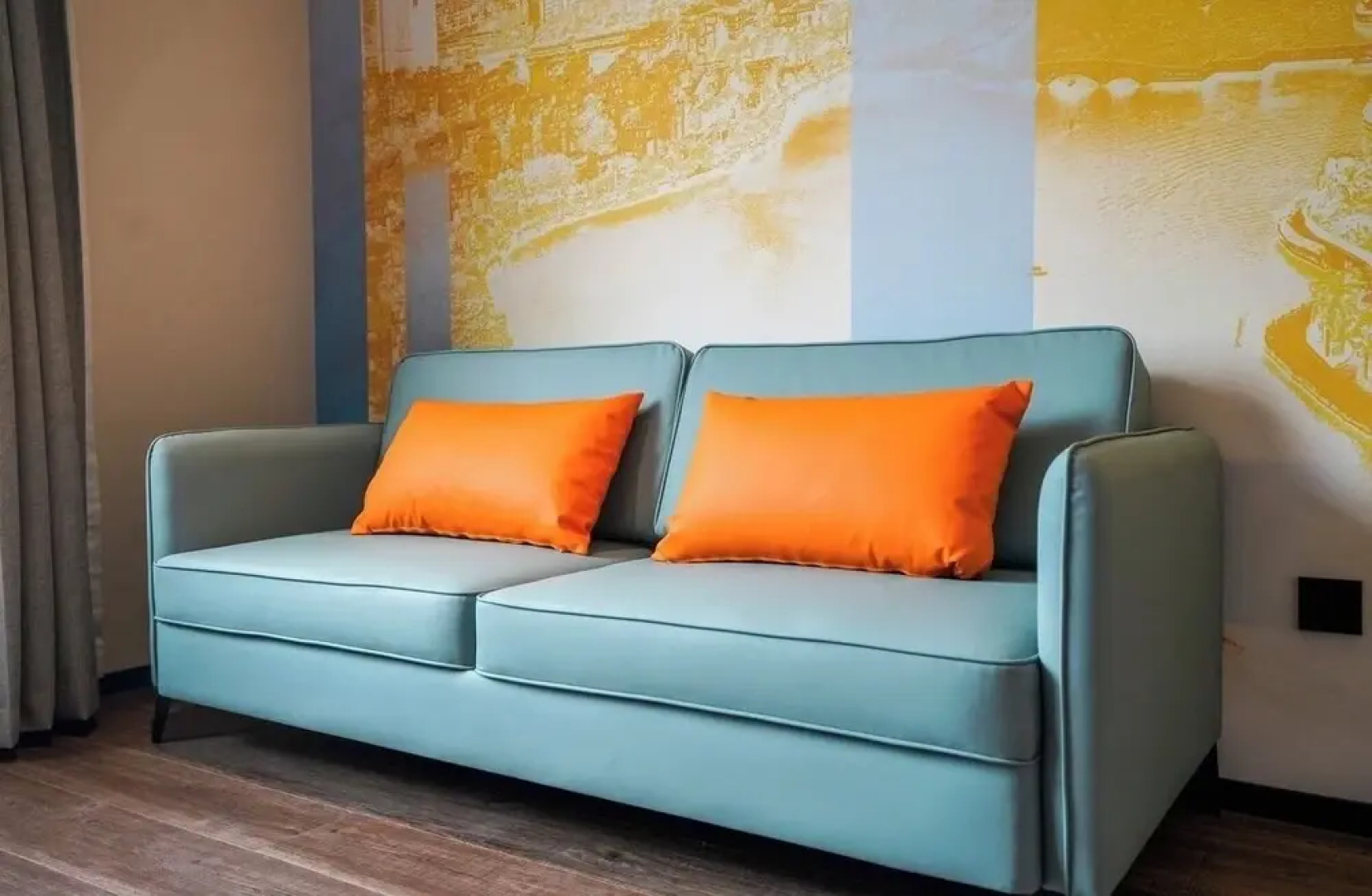 yi xuan hotel - bus station