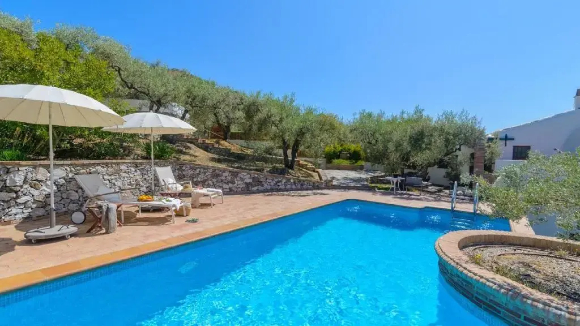 Finca Colores en el Viento Frigiliana by Ruralidays