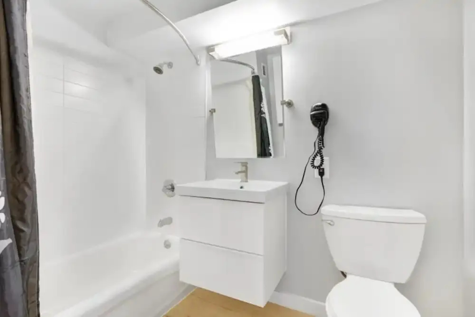 Global Luxury Suites at Monroe