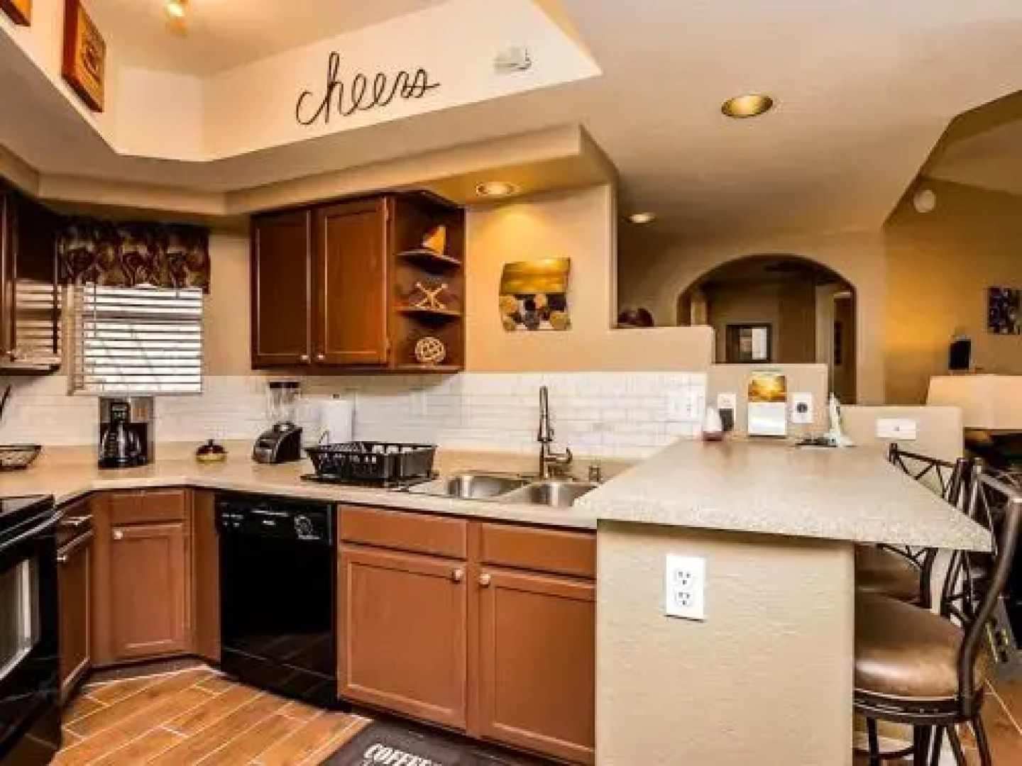 Poolside Condo to 1 of 3 Resort Pool-Spa Complexes, ALL HEATED & OPEN 24/7/365!