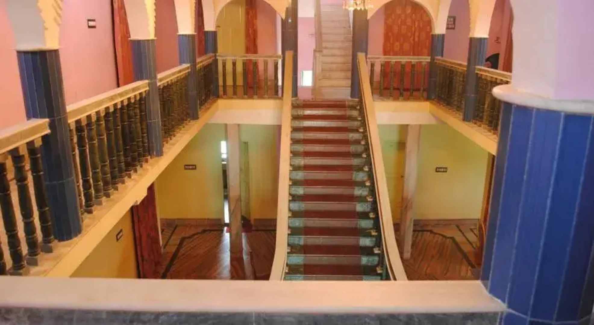 Hotel Abir