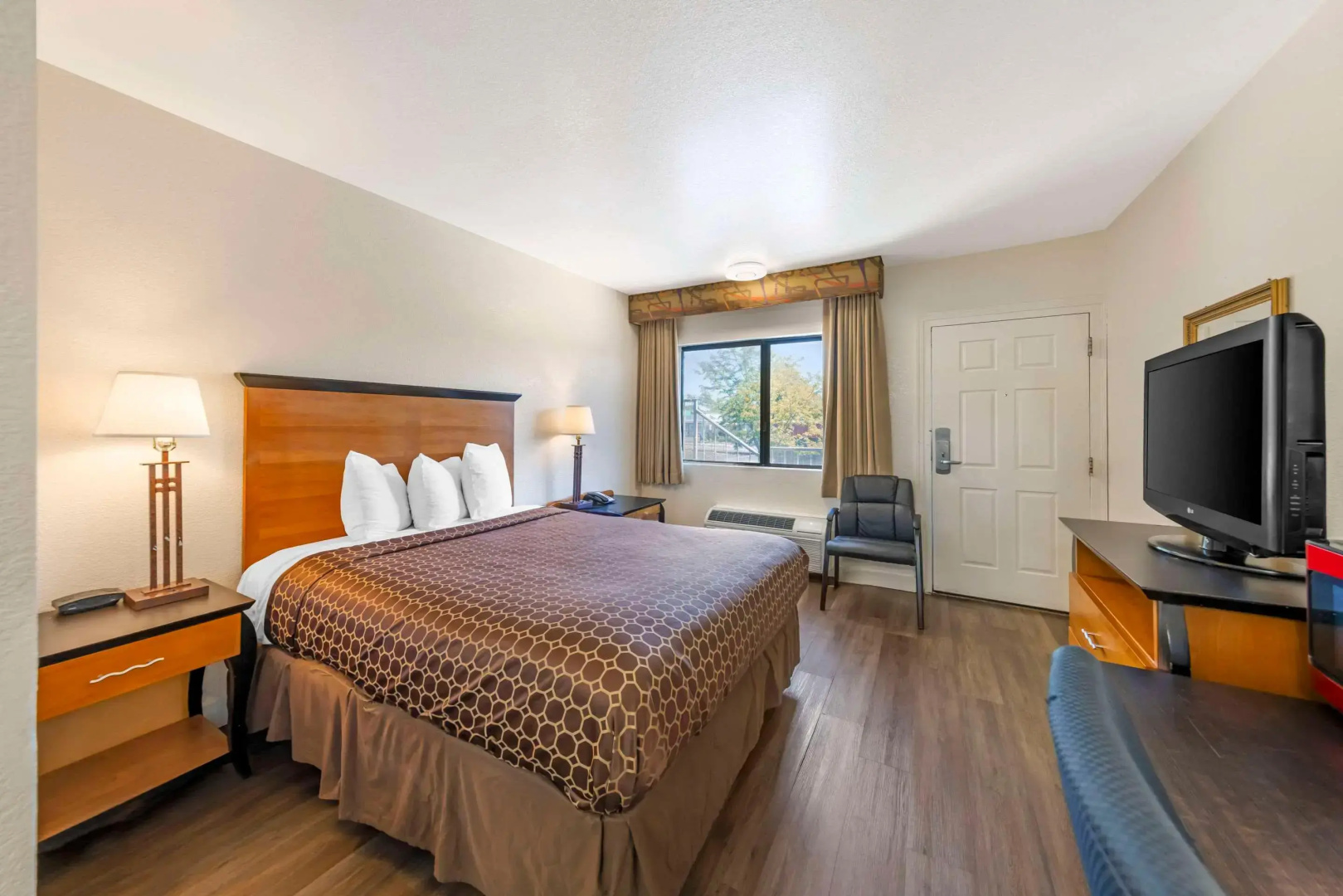 Rodeway Inn at Nevada State Capitol