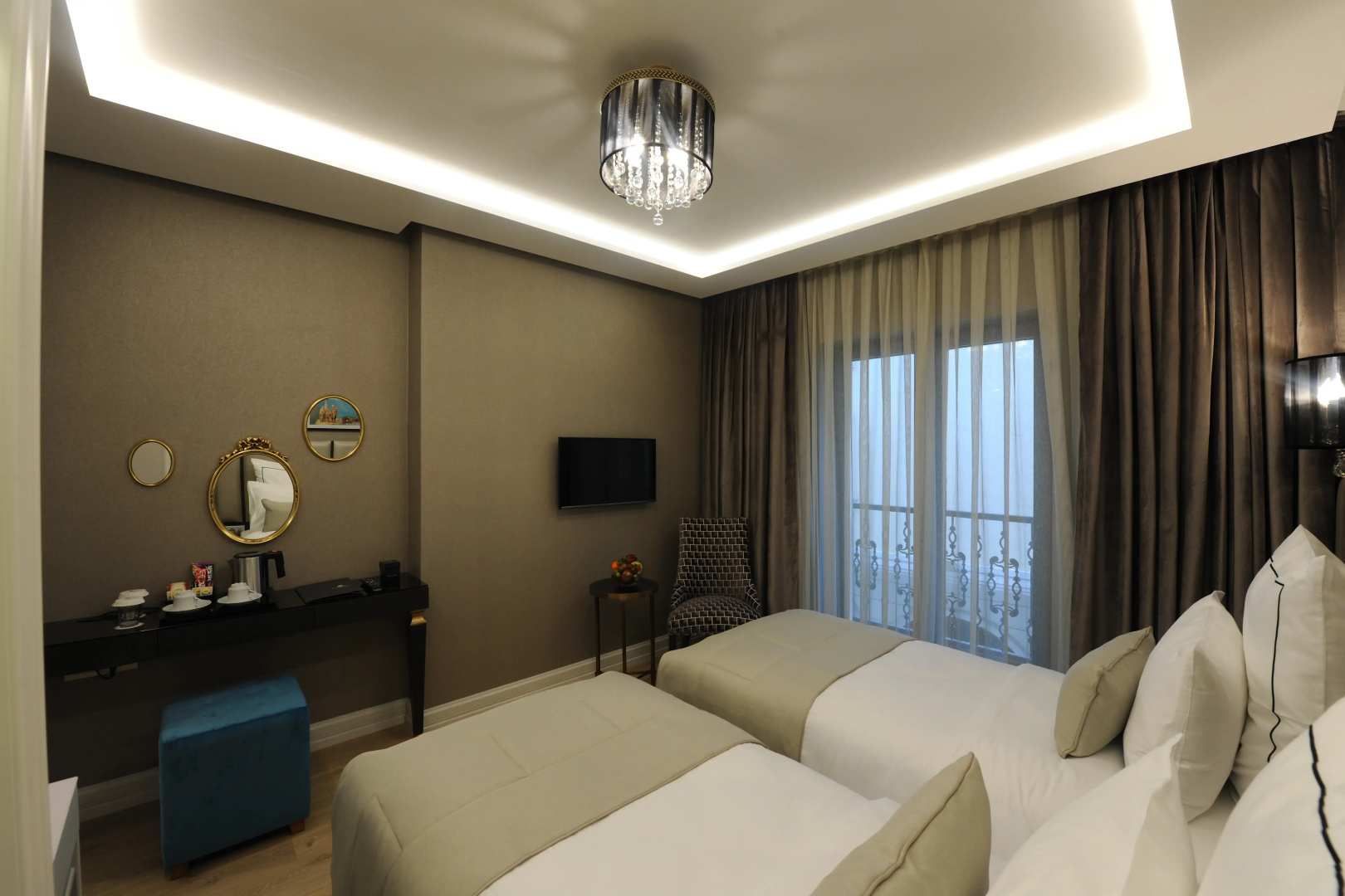 Le Petit Palace Hotel