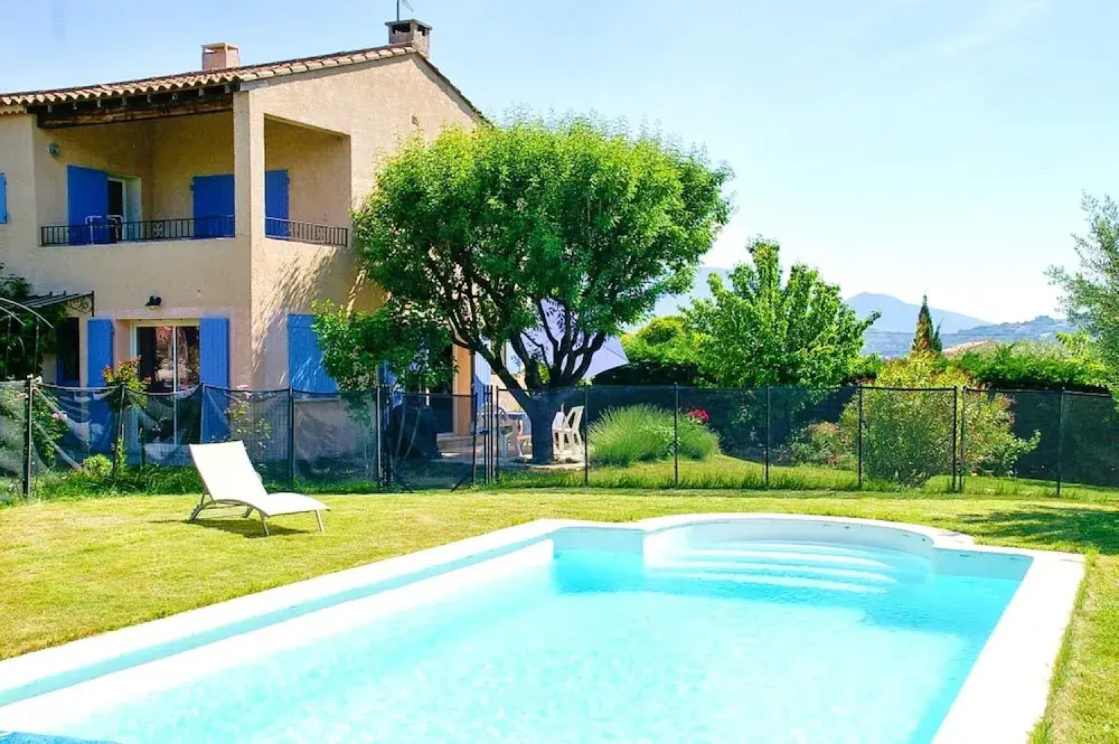 Apartment With one Bedroom in Gargas, With Pool Access, Enclosed Garde